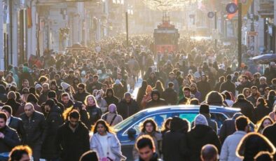 Türkiye’nin nüfusu belli oldu! Bir yılda 293 bin kişilik artış